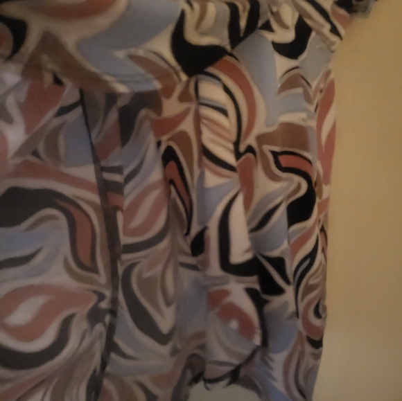 Cato's Cold Shoulder Blouse  Size XL - Picture 3 of 5